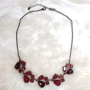 VINTAGE Nancy & Rise NY Ruby Red Stones and Antiqued Bronze Tones Necklace